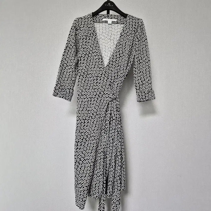 [BUNJANG] Diane von Furstenberg Silk Blend Wrap Dress / DVF 다이앤본퍼스텐버그 55 실크 랩원피스 W-원피스-280