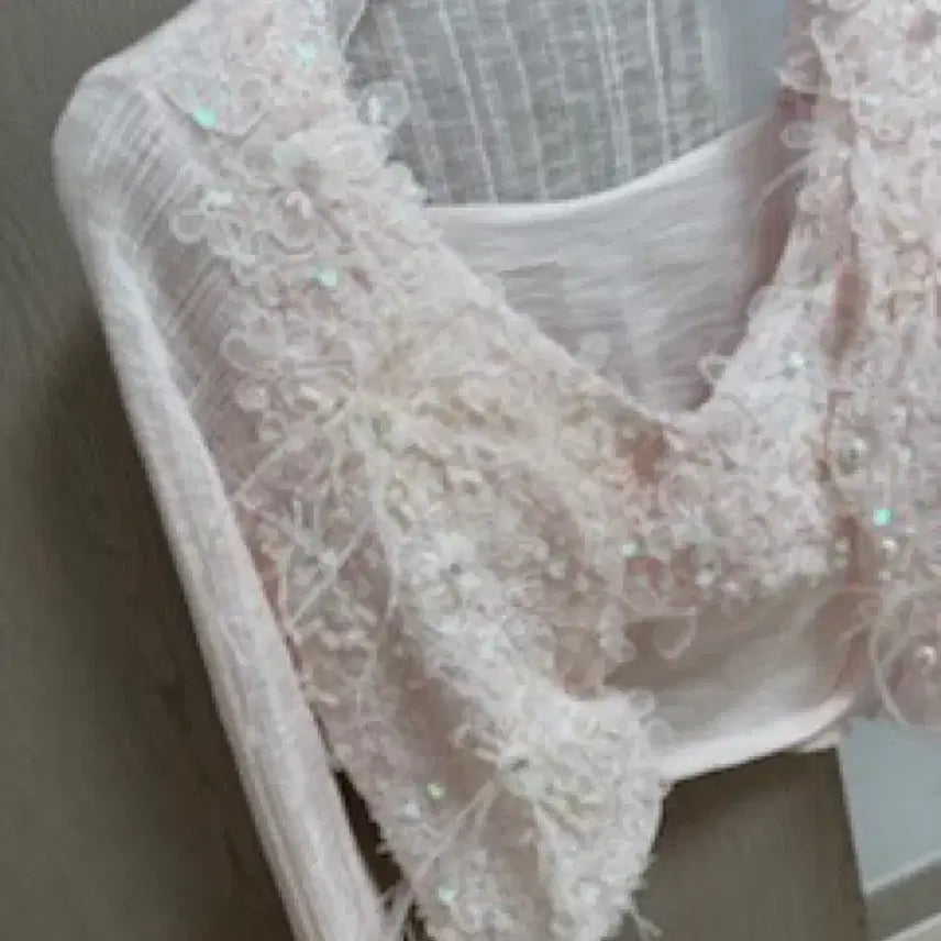 [BUNJANG] Mobe x J.G Showroom Lace Sequin Cardigan &amp; Sleeveless Knit Set / 모브 제이지쇼룸 레이스 시퀸 가디건 + 슬리브리스 니트