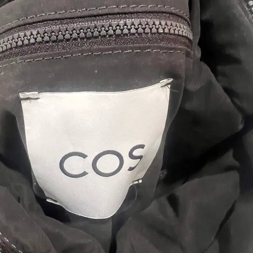 [BUNJANG] COS Quilted Oversized Shoulder Bag Dark Brown / 정품 코스 COS 퀼티드 오버사이즈 숄더백 다크브라운