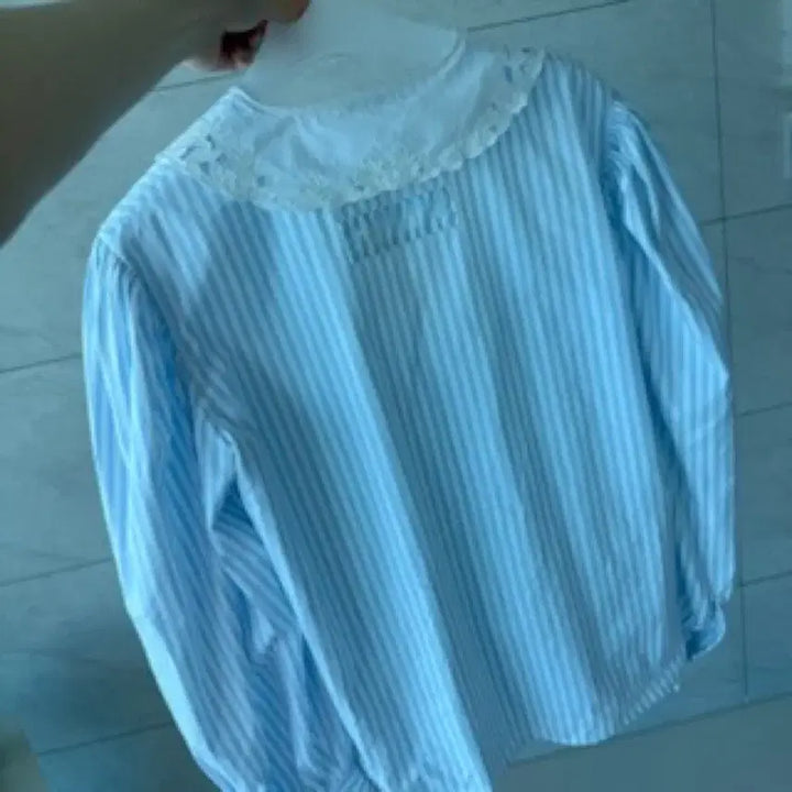 [BUNJANG] Miu Miu Lace Collar Striped Blouse / 미우미우 레이스 카라 스트라이프 블라우스