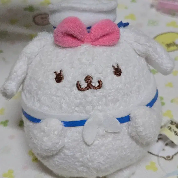 [BUNJANG] Classic Seashell Macaron Charm Pompon Purin Girlfriend / (고전)해양 마카롱 키링 폼폼푸린 여친