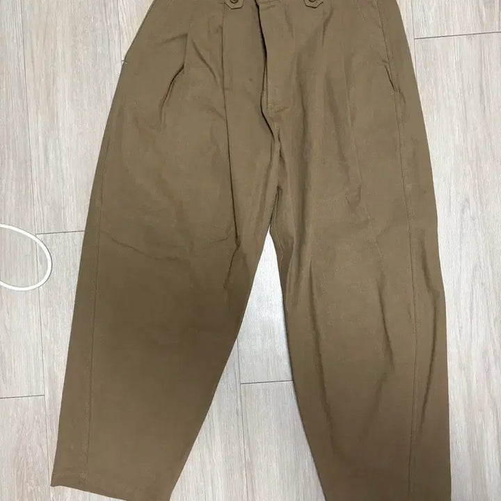 [BUNJANG] Prismworks Khaki Chino Pants / 프리즘웍스 치노팬츠