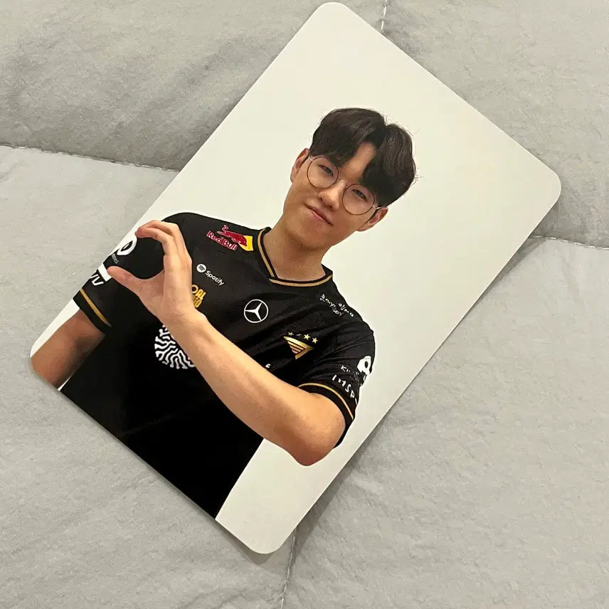 [BUNJANG] T1 Faker 2025 Worlds Uniform Photocard / T1 오너 포토카드 2025 월즈 유니폼 티원 포카