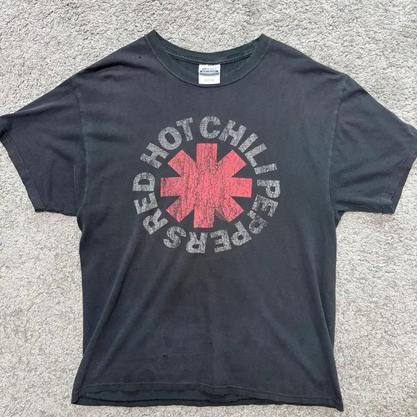 [BUNJANG] 00s Red Hot Chili Peppers T-Shirt / 00s 레드핫칠리페퍼스 티셔츠
