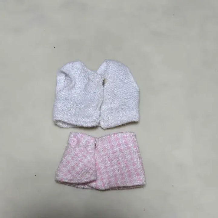 [BUNJANG] Classic Dress-Up Kitty Doll Outfit Two-Piece Set with Shoes / 고전드레스업키티 고전드업키 키티 인형 옷 투피스 신발 세트