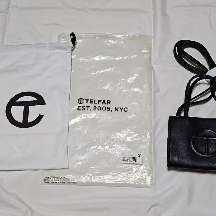 [SOLD OUT] 텔파 가방 스몰 쇼핑백 블랙