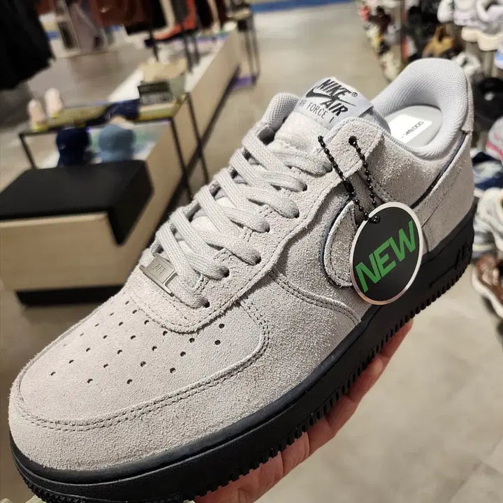 [BUNJANG] Nike Low Grey Blacksole Sneakers (250) / 이사 급처) 나이키 로우 그레이 블랙솔 250