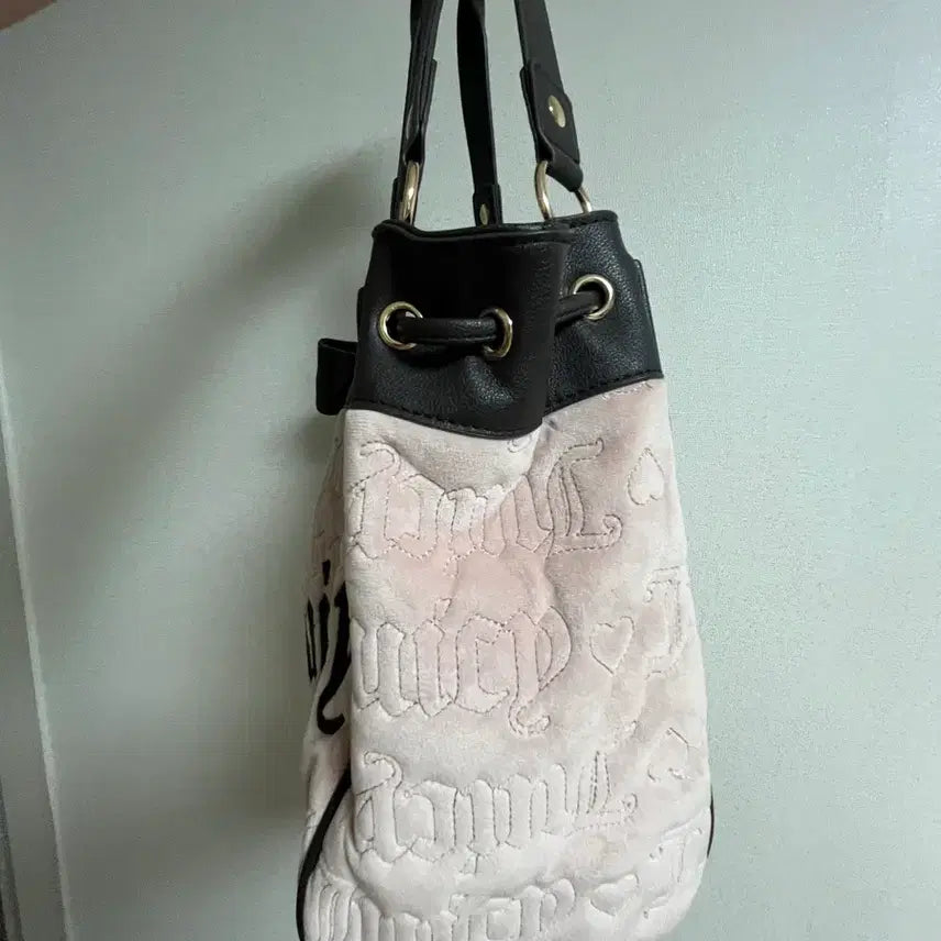 [BUNJANG] Juicy Couture Pink Velvet Shoulder Bag Daydreamer Bag / 쥬시꾸뛰르 가방 핑크 벨벳 숄더백 데이드리머백