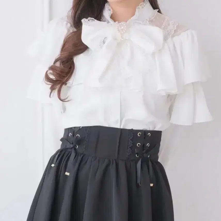[BUNJANG] Rosita Ruffle Volume Blouse - New / 16일까지 판매)새상품로지타 러플볼륨블라우스 판매 양지뢰양산형 스나계