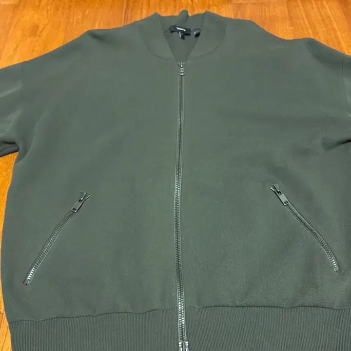 [BUNJANG] Theory Bomber Jacket Dark Khaki L / 띠오리 봄버 자켓 L 다크카키