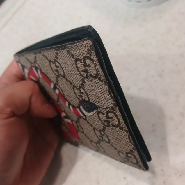 [BUNJANG] Gucci Snake Bifold Wallet / 구찌 스네이크 반지갑