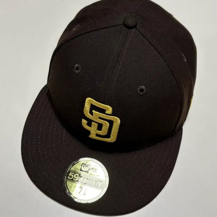 [BUNJANG] New Era San Diego Padres Cap 7 1/8 (56.8cm) / 뉴에라 샌디에이고 파드리스 모자 718 (56.8cm) 새상품