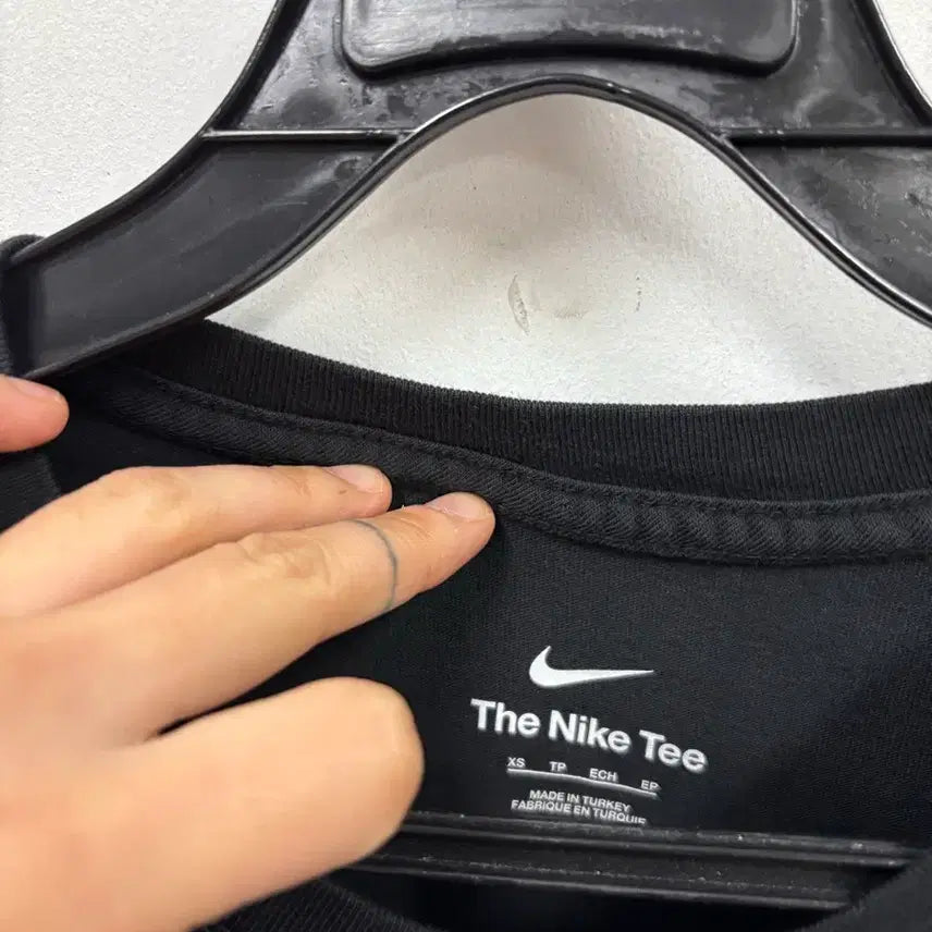 [BUNJANG] Nike Swoosh Slim Fit T-Shirt XS / 나이키 스우시 슬림핏 반팔티xs