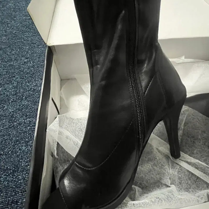 [BUNJANG] SSIMEEZ VoL.4 Black Open-Toe Boot Heels / SSIMEEZ VoL.4 싸이하이 오픈토 부츠힐(블랙)