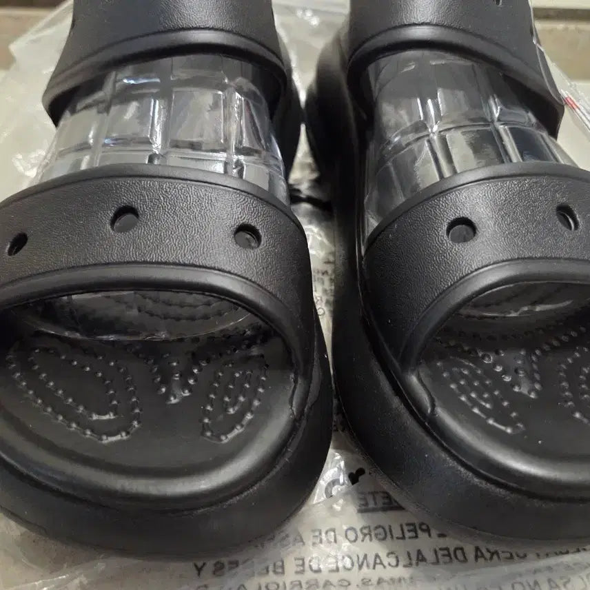 [BUNJANG] Crocs Crush Sandals / 무료배송)크록스 크러쉬 샌들(w7)
