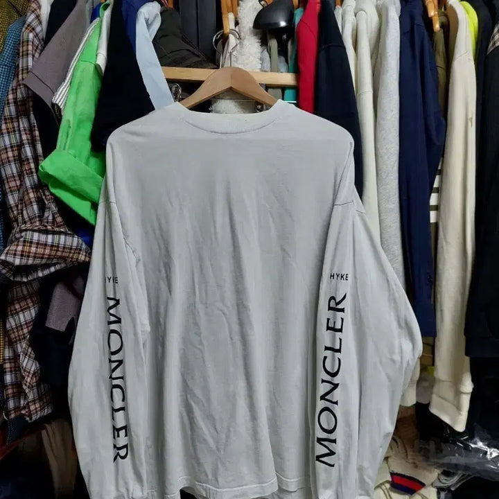 [BUNJANG] Moncler HYKE Collaboration Long Sleeve Shirt L (Actual Size 105) / 몽클레어 HYKE 콜라보 롱슬리브L 실측105 백화점판