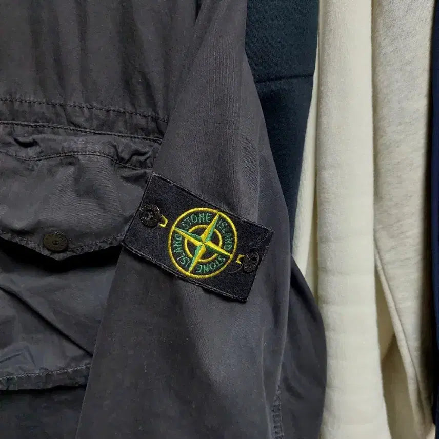 [BUNJANG] Stone Island Old Effect Win Pocket Overshirt Black L / 스톤아일랜드 올드이펙트 윈포켓 블랙 오버셔츠 L