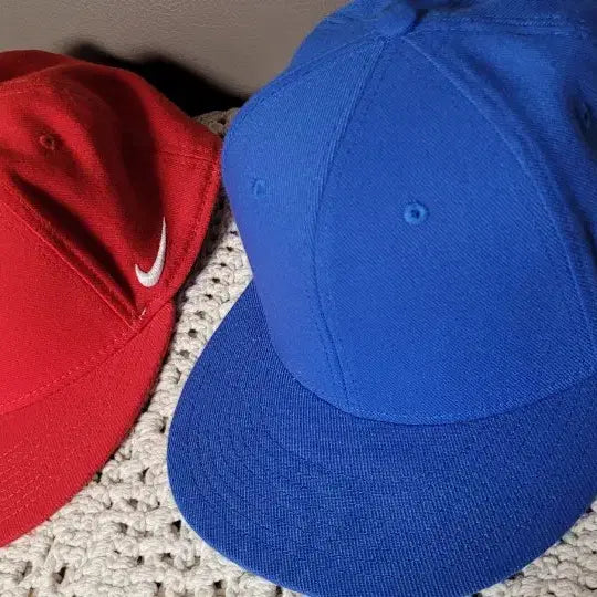 [BUNJANG] Nike True Snapback Cap Red/Blue (Set of 2) / 나이키 트루 스냅백 레드/블루 2개  커플모자