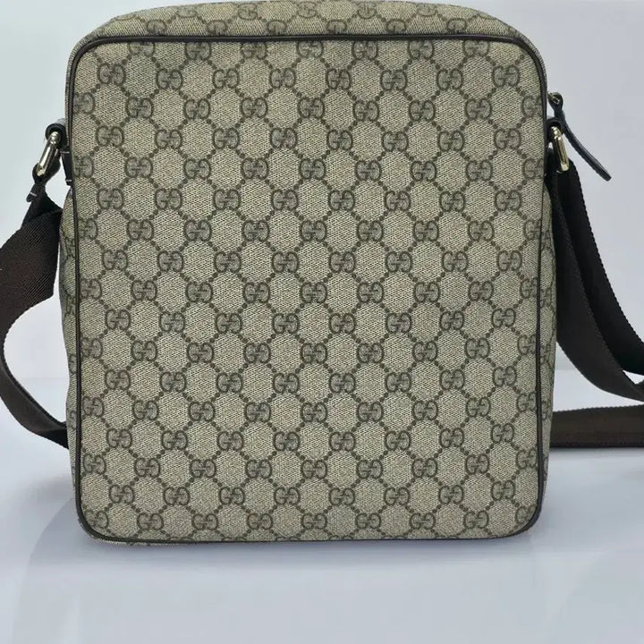 [BUNJANG] Gucci Supreme Canvas Messenger Crossbody Bag / 구찌 수프림 캔버스 메신저 크로스백