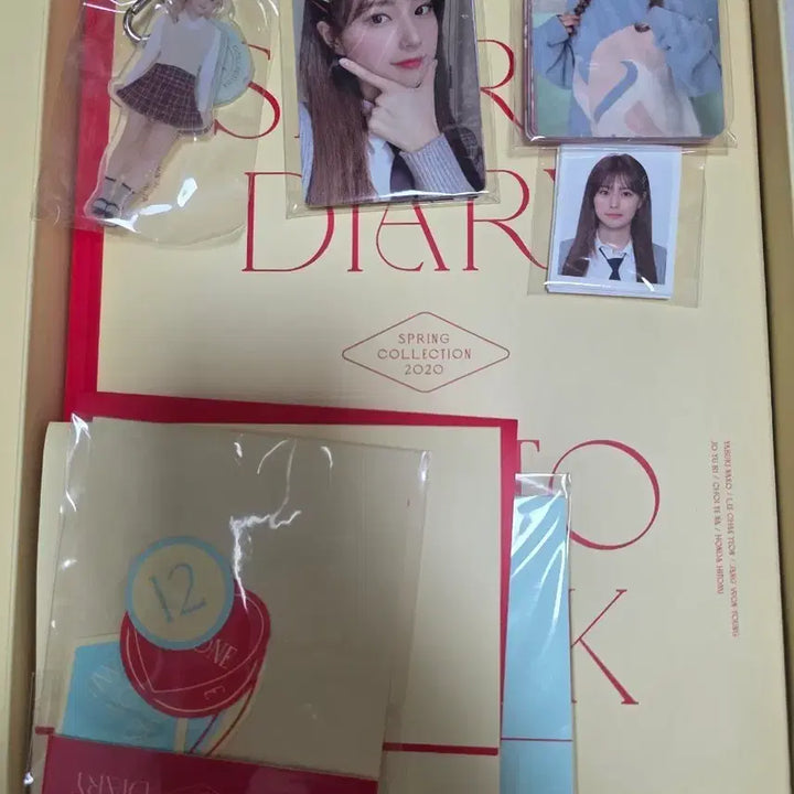 [BUNJANG] IZ*ONE Secret Diary Photocard Full Package / 아이즈원 시크릿 다이어리 포카포함 풀패키지