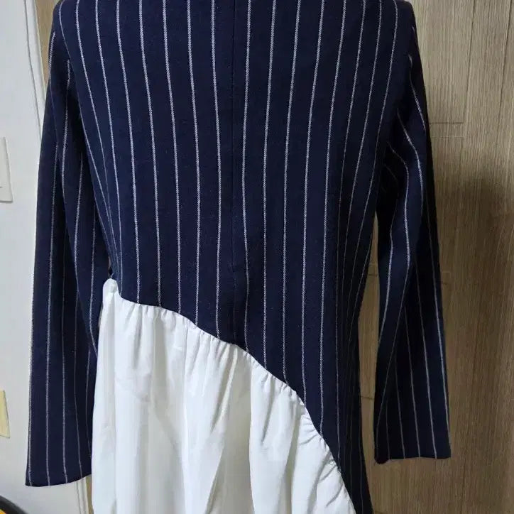 [BUNJANG] Stripe Color-Block Blouse / 스트라이프 배색 블라우스