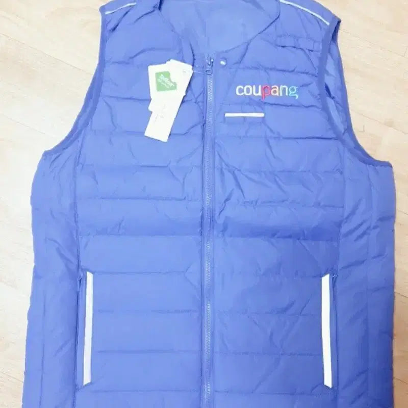 [BUNJANG] Coupang Friend (Koochin) Vest Jumper / 쿠팡친구 쿠친 조끼 점퍼 패딩점퍼 구매합니다.