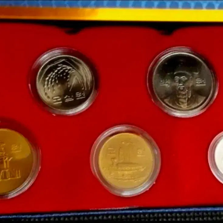 [BUNJANG] 1983 Mint 5-Coin Set (Uncirculated) Korean Bank Currency / 1983년 민트 5종주화(미사용).한국은행 주화 화폐 동전