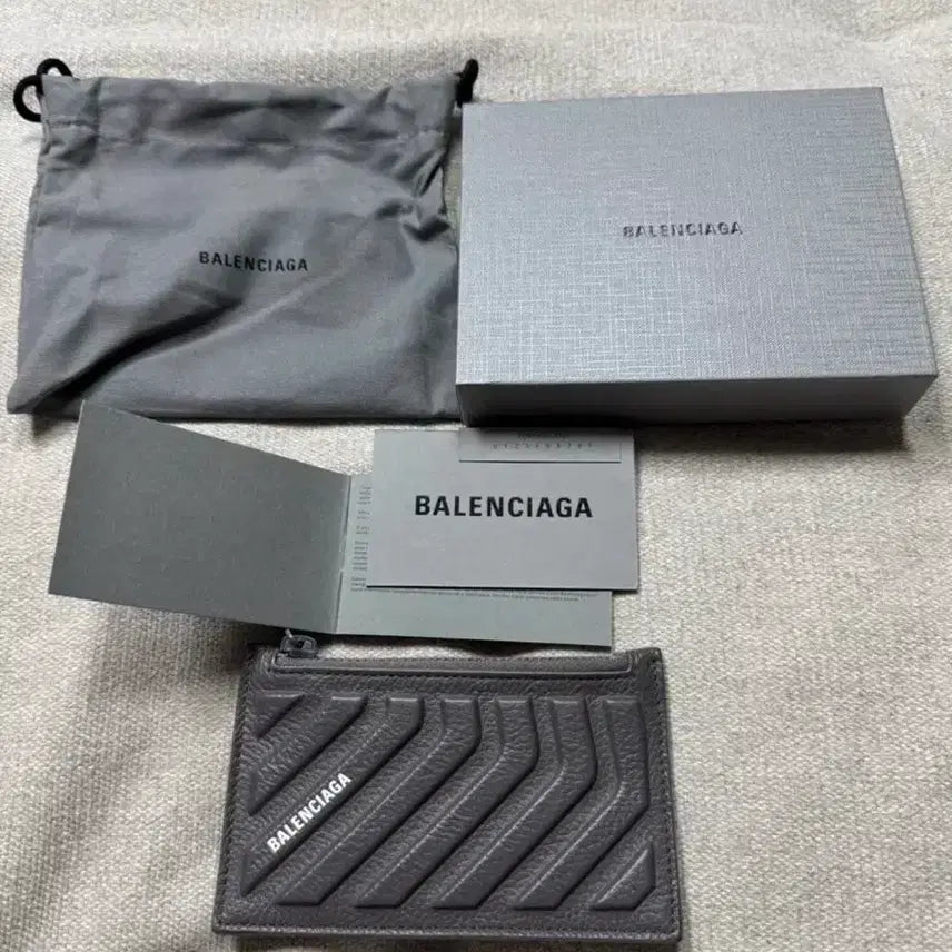 [SOLD OUT] 발렌시아가 레더 카시노 카드지갑 그레이