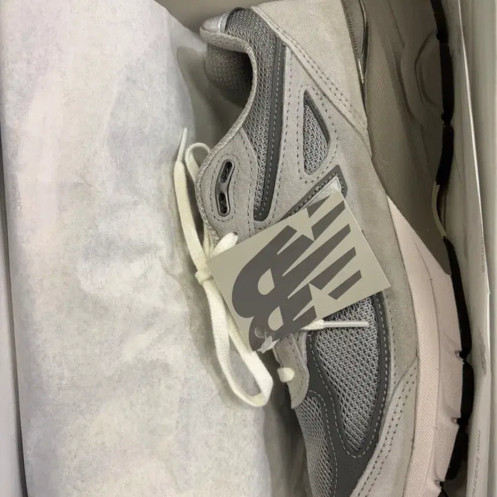 [BUNJANG] New Balance 990v4 Grey Silver / [260] 뉴발란스 990v4 그레이실버 새상품