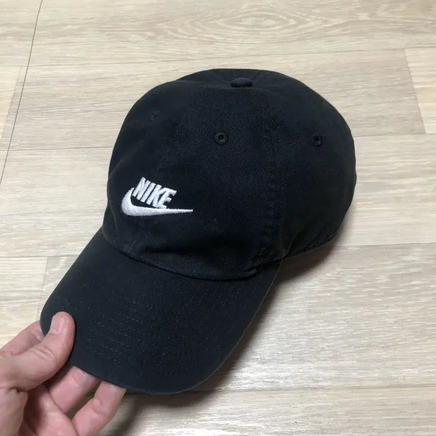 [BUNJANG] Nike Club Cap Triple Black / M/L) 나이키 NIKE 클럽캡 트리플 블랙 나이키 모자