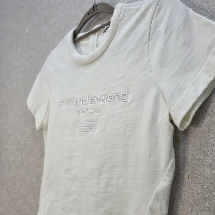 [SOLD OUT] alexanderwang 알렉산더왕 로고 크롭 반팔 티셔츠