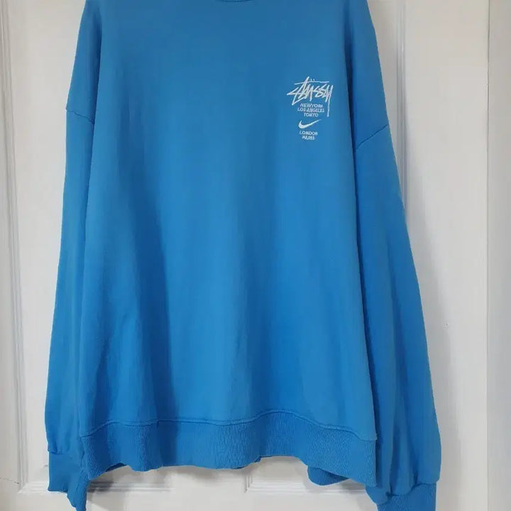[BUNJANG] Nike Stüssy Collaboration Sweatshirt Blue L / 나이키 스투시 콜라보 맨투맨 블루 L
