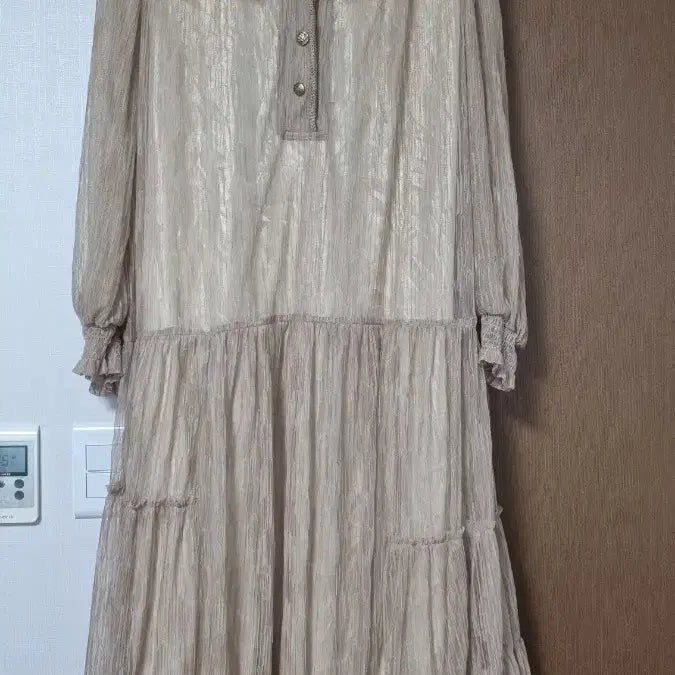 [BUNJANG] Ozhosecon Frill Dress / 오즈세컨  프릴원피스