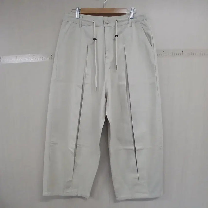 [BUNJANG] Ivory Pleated Wide Pants / 아이보리 플리츠 와이드 팬츠
