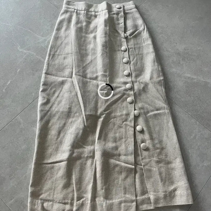 [BUNJANG] Beige Linen Button Long Skirt / 베이지 린넨 버튼 롱 스커트