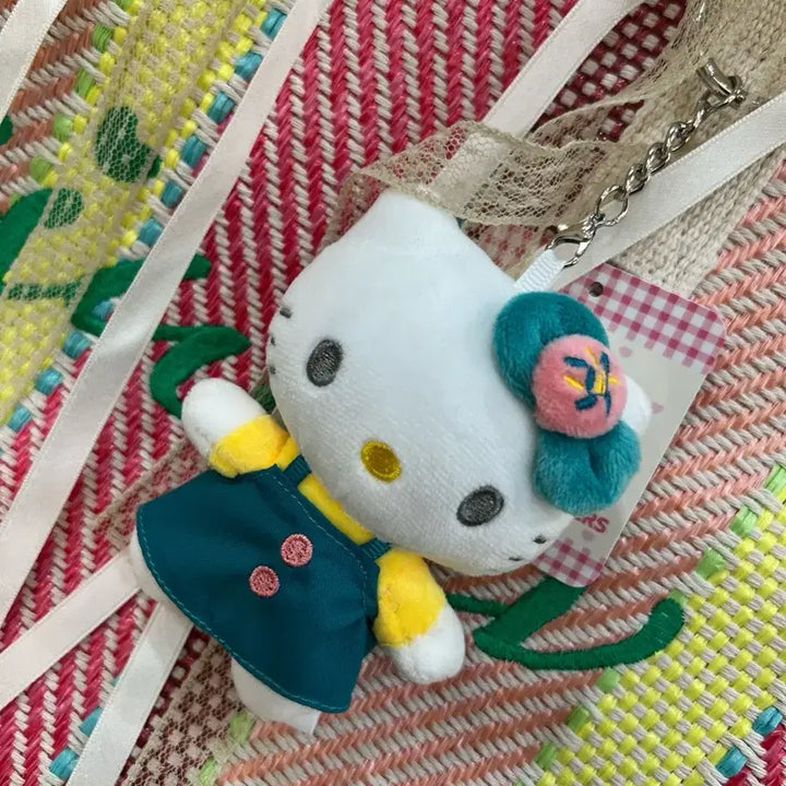 [BUNJANG] Colorful Tote Bag with Hello Kitty Doll Keychain / 컬러풀 토트백 + 헬로키티 인형 키링