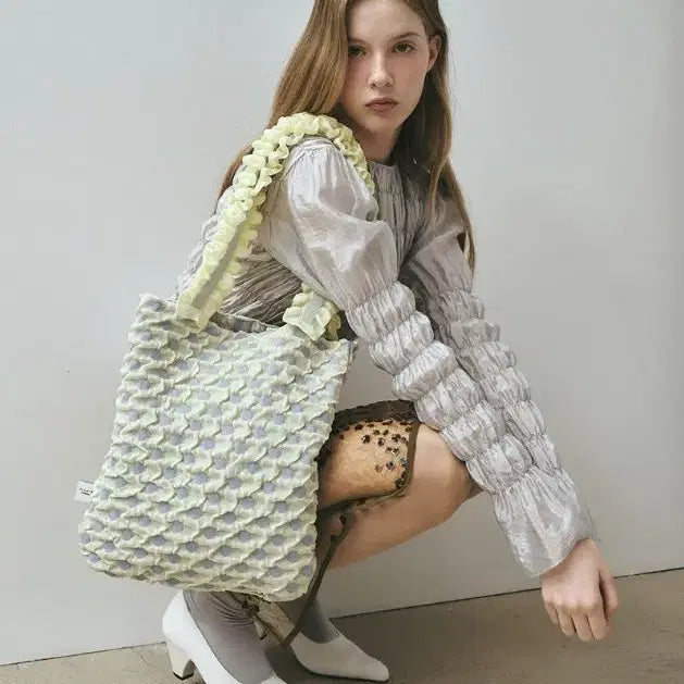 [BUNJANG] Pleats Mama Polka Dot Shoulder Bag Yellow / 플리츠마마 폴카도트 숄더백 옐로우(새상품)