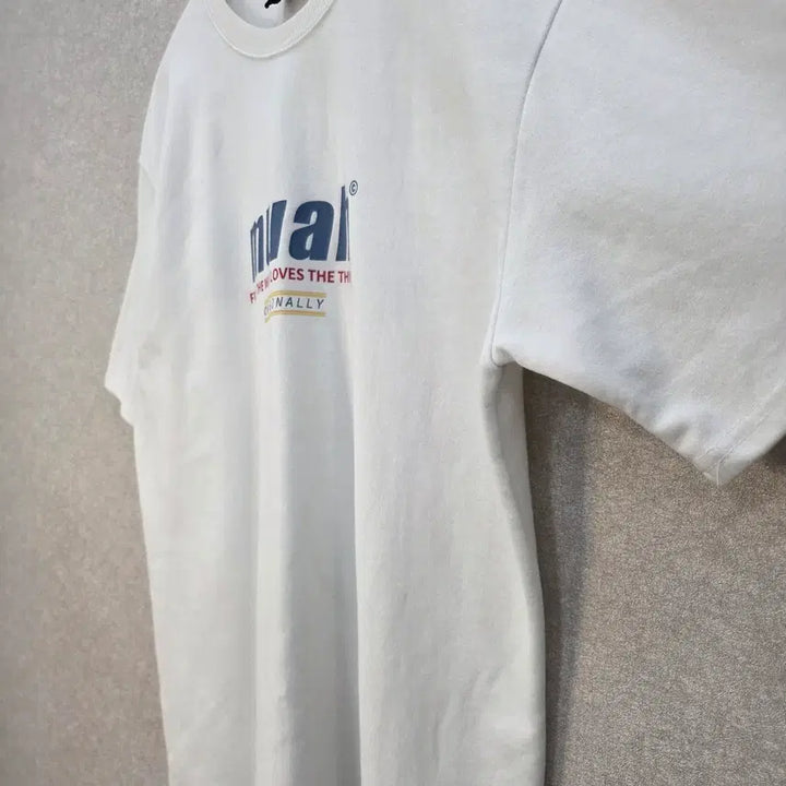 [BUNJANG] MUAHMUAH Logo Short Sleeve T-Shirt / 무아무아 로고 반팔티 MUAHMUAH
