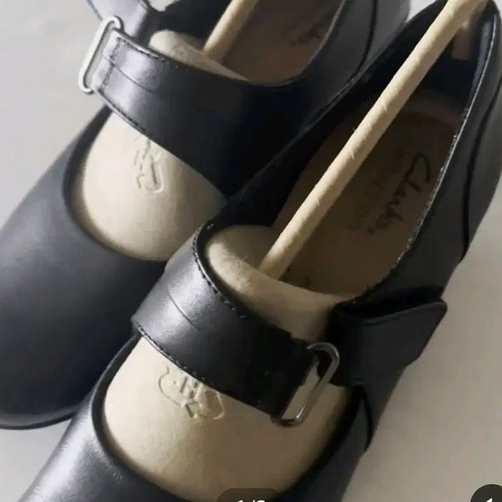 [BUNJANG] Clarks Emsley Ruulin Black Leather Pumps / 클락스 여성 엠슬리 룰린 블랙 펌프스 235