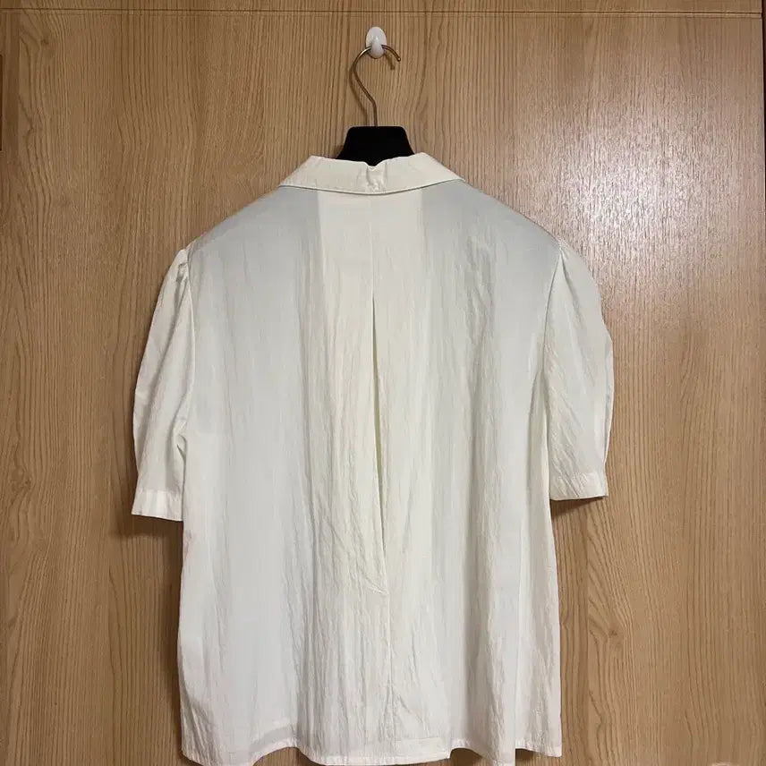 [BUNJANG] Alte Short-Sleeve Blouse / Alte 알테 반팔 블라우스