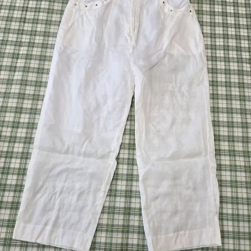 [BUNJANG] Linen Blend White Slacks with Stud Detail / 5ㅡ마  일감 있는 바지ㅡ허리ㅡ31