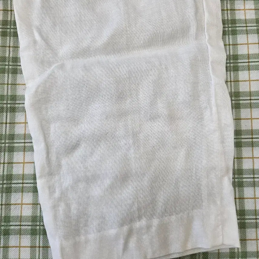[BUNJANG] Linen Blend White Slacks with Stud Detail / 5ㅡ마  일감 있는 바지ㅡ허리ㅡ31