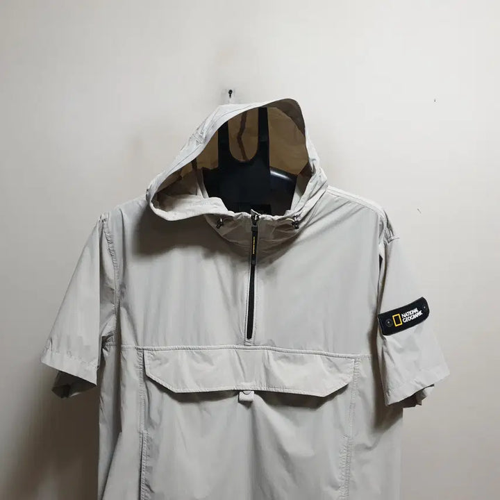[BUNJANG] National Geographic Half-Zip Hoodie Jumper - Size 105 / 내셔널지오그래픽 반집업후드점퍼/반팔/105