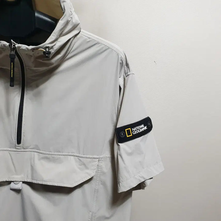 [BUNJANG] National Geographic Half-Zip Hoodie Jumper - Size 105 / 내셔널지오그래픽 반집업후드점퍼/반팔/105