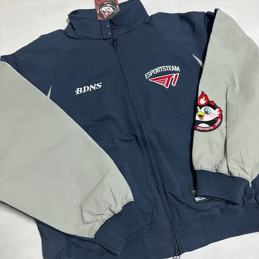 [BUNJANG] Badonus x T1 Collaboration Jacket (No Marking) / 새상품)빠더너스x T1자켓팝니다 논마킹