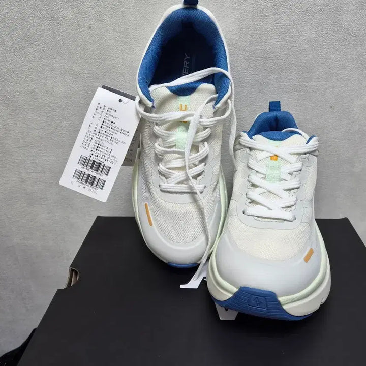 [BUNJANG] Akiklassik Bumper Sneakers White/Blue (240) / 아키클래식 범퍼 운동화 240 화이트/블루
