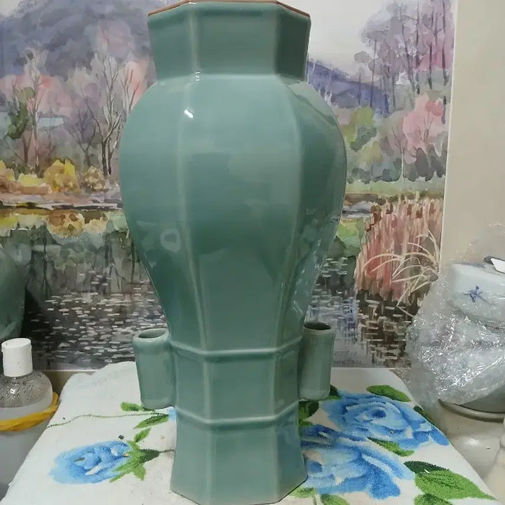 [BUNJANG] Octagonal Yangiho Ceramic Vase / 팔각  양이호 도자기