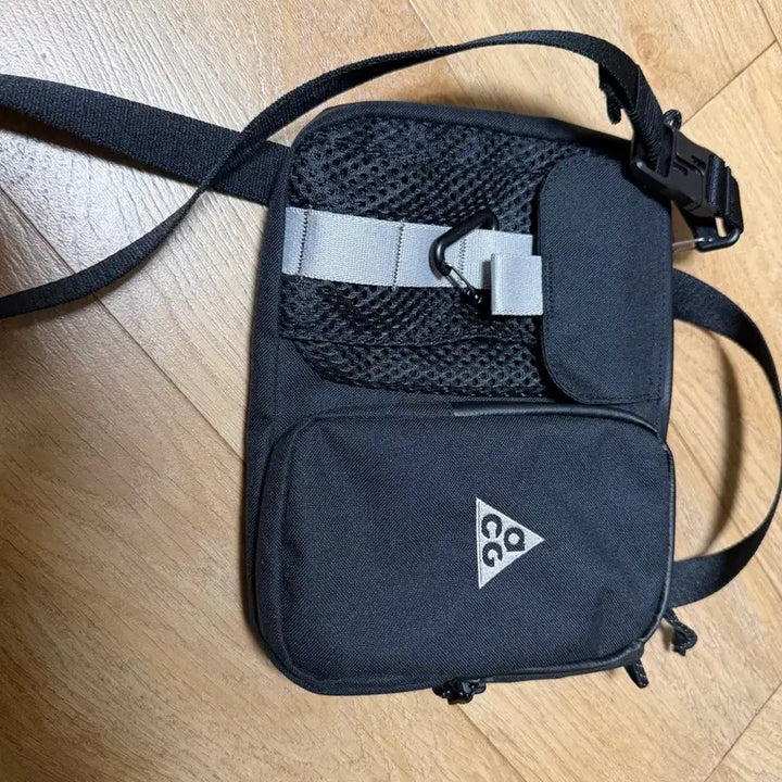 [BUNJANG] Nike ACG Max Crossbody Bag 3L Black / 나이키 ACG 데이맥스 크로스백 3L 블랙