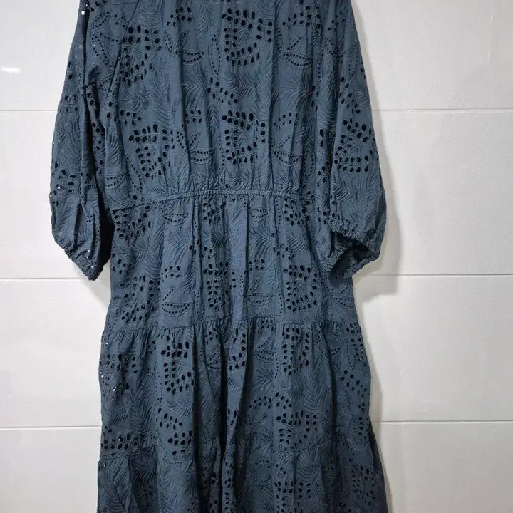 [BUNJANG] Karl Lagerfeld Eyelet Long Dress Navy / 칼 라거펠트 아일렛 원피스 네이비88ㅡ새상품