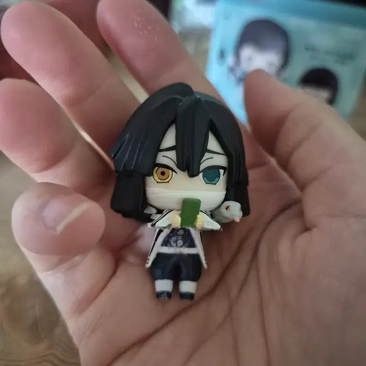 [BUNJANG] Demon Slayer Iguro Obanai Mini Hikkake Figure / 귀멸의칼날 이구로 오바나이 미니 힛카게